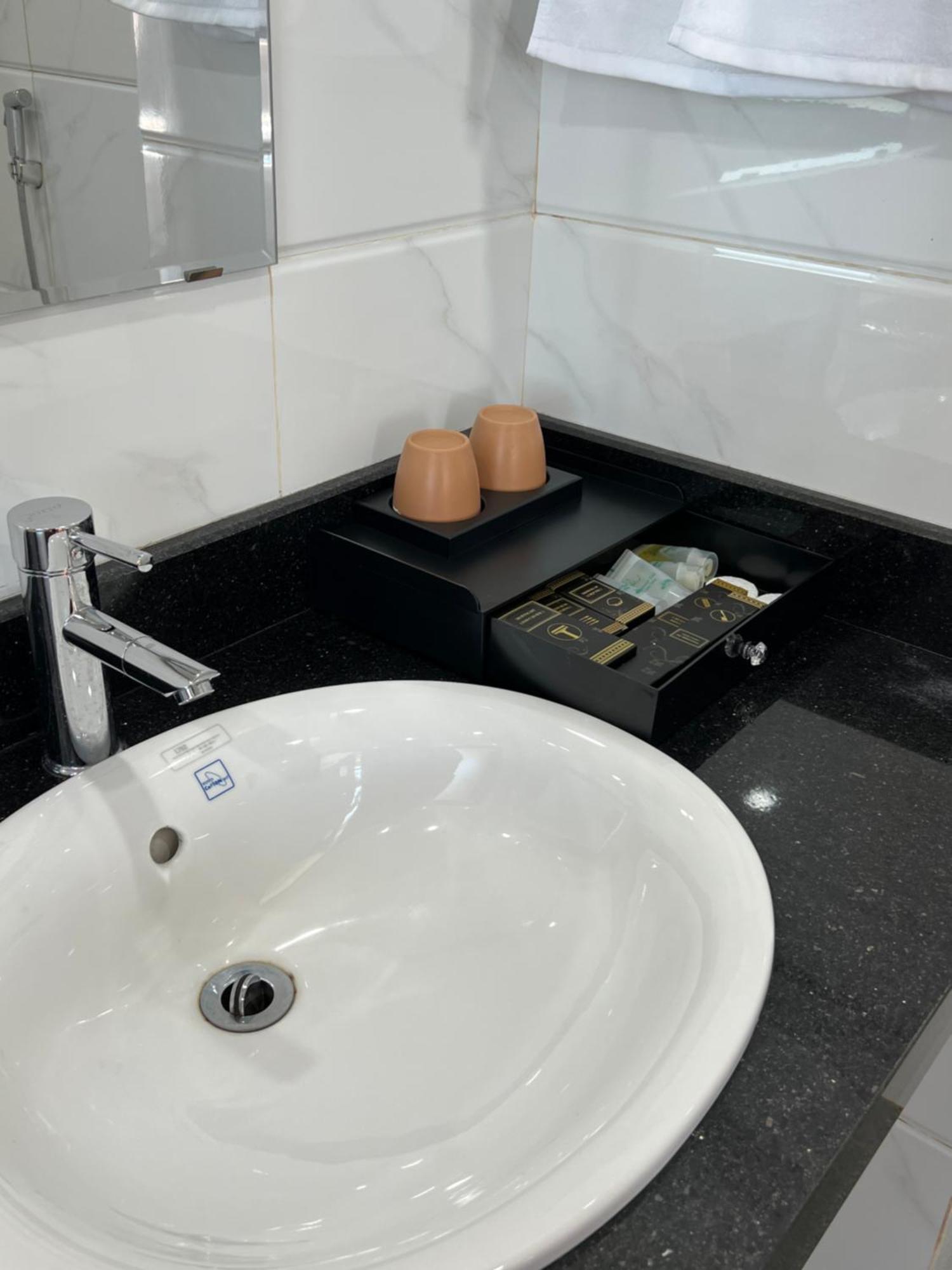 Aparthotel Doan Gia Luxury House Pleiku Esterno foto